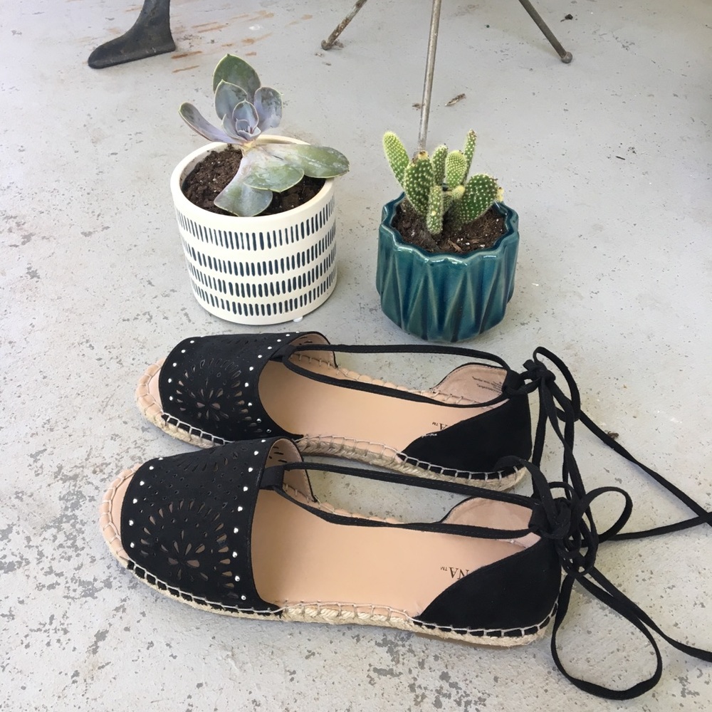 Black wrap around sandals